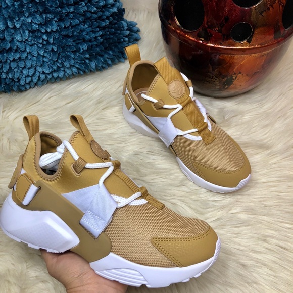 Nike air Huarache City Low New - Picture 6 of 6